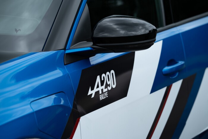 Csendes raliautóval támad fel a legenda 9 | Vezess Csendes raliautóval támad fel a legenda 9