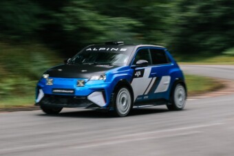 Csendes raliautóval támad fel a legenda