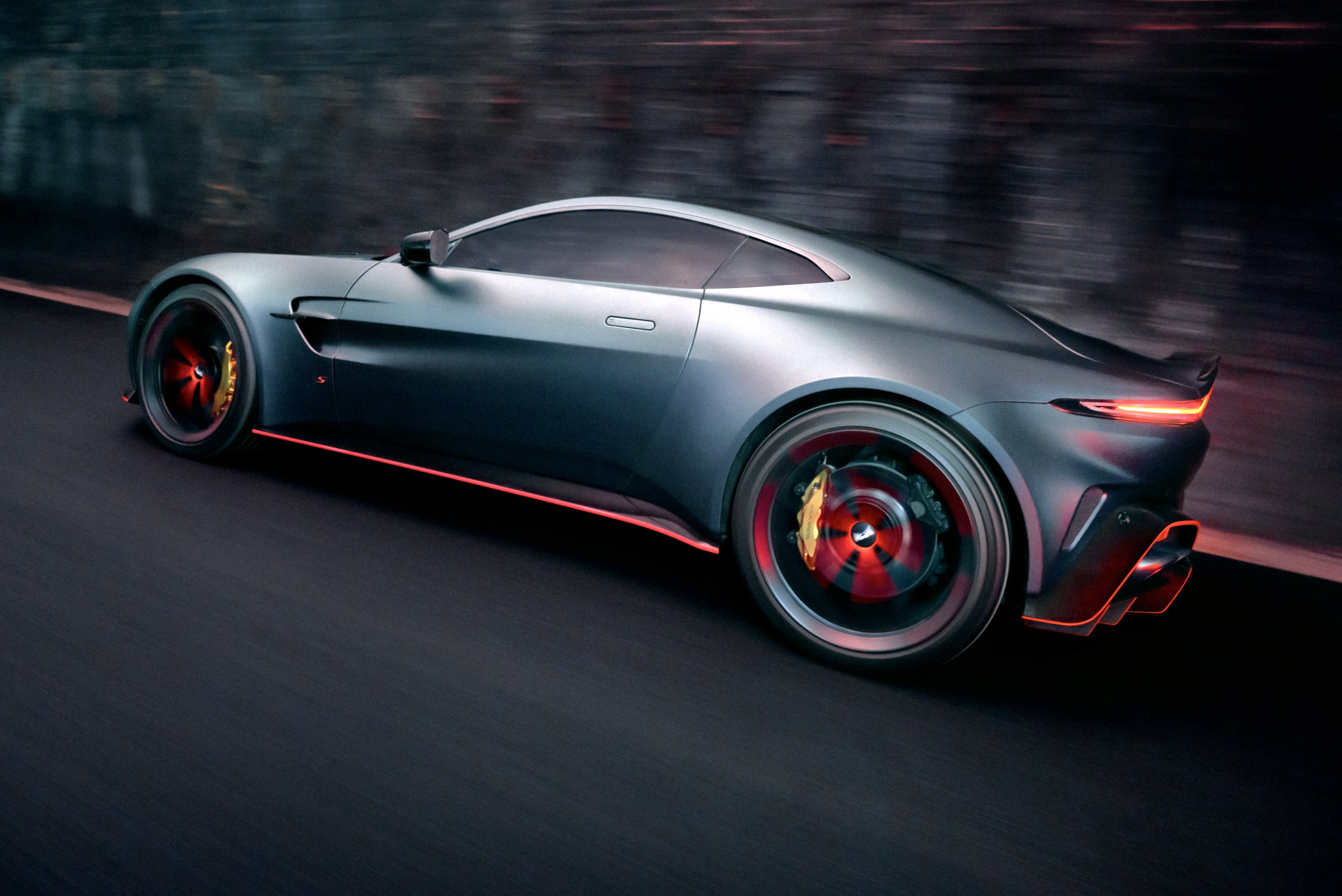 aston-martin-vantage-s-2 | Vezess | Vezess