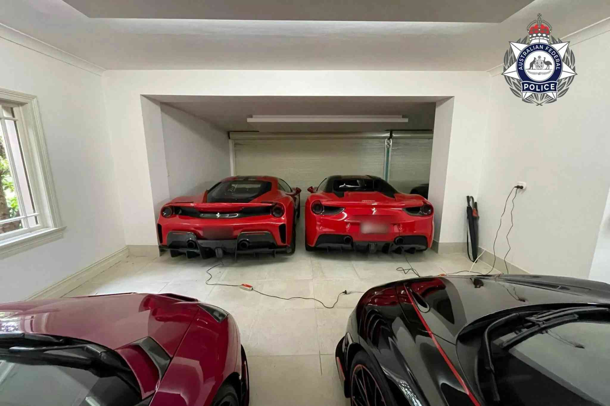 australian-police-seize-supercars-27_result22-2048x1365 | Vezess | Vezess