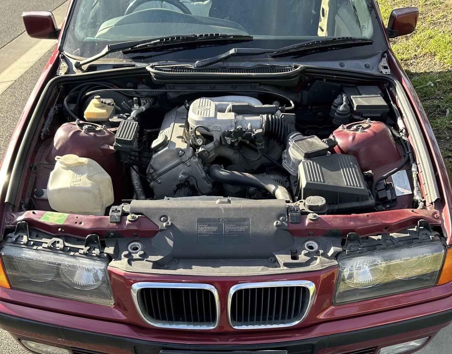 Lementek hídba a rendőrök, amikor belülről is látták ezt a BMW-t 1