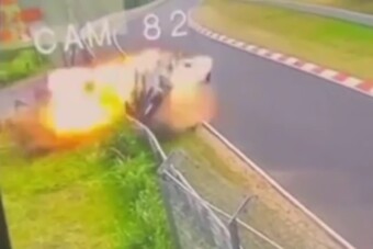 Nagyot szólt egy BMW és egy Porsche találkozója a Nordschleifén