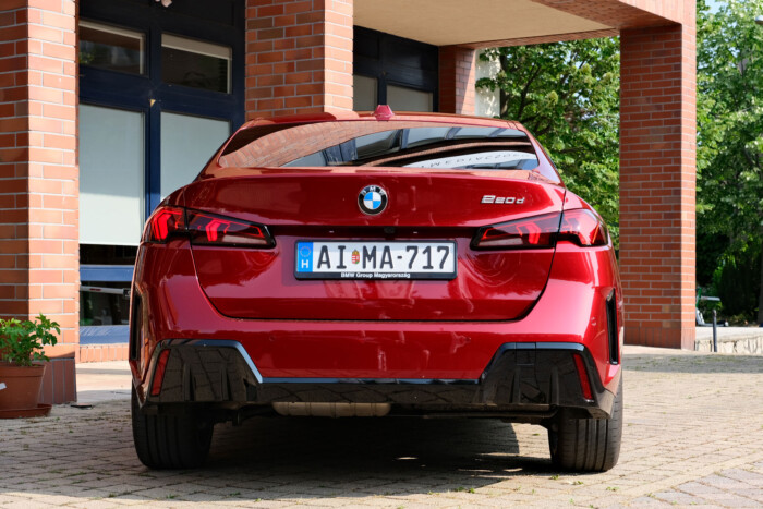 Miben jobb a dízel a full hibridnél? 18