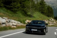 Meglepő, de ez a tempó már gyilkosan hat a villanyautókra 1