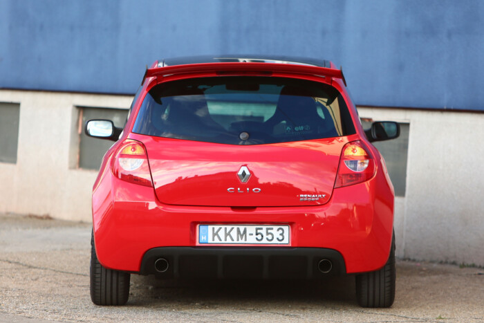 Vehetsz zseniális használt autót 4-5 millió forintért 22