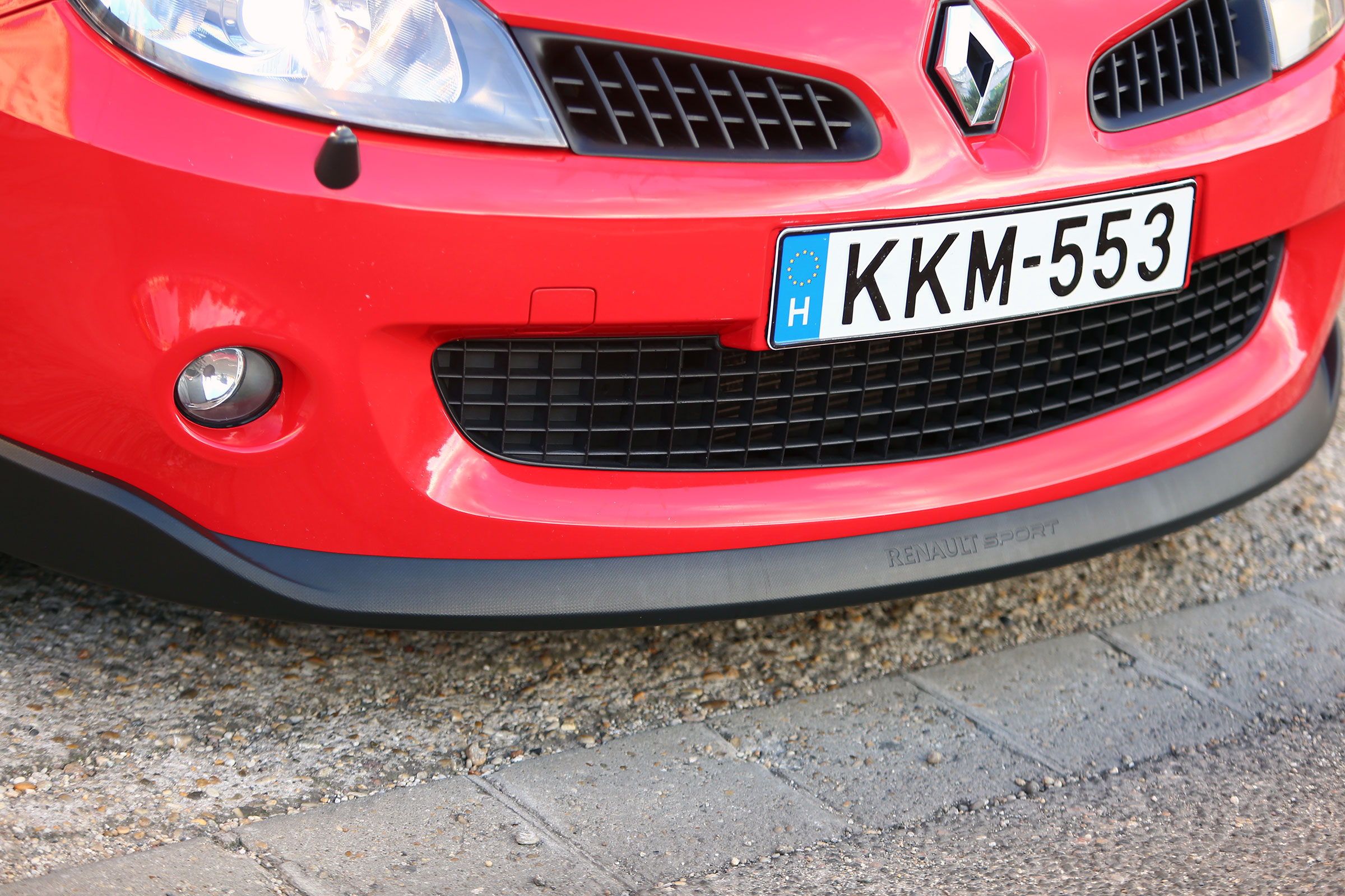 clio_iii_rs-84 | Vezess | Vezess