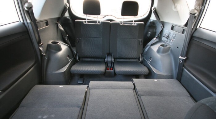 Van jó családi autó 2,5 millió Ft alatt 15