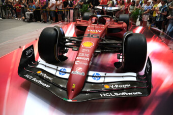 F1-es Ferrarit láthatsz Budapest szívében