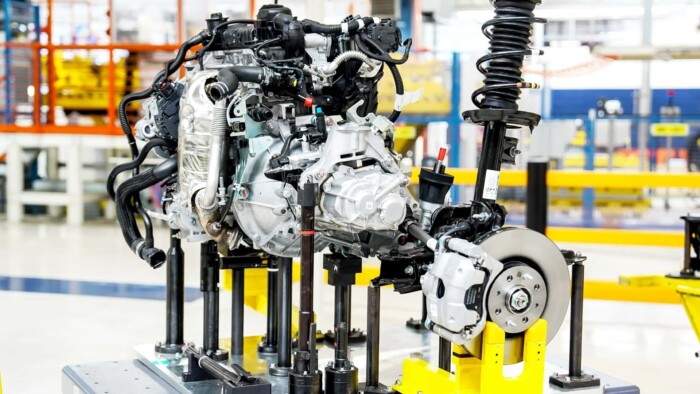 Valódi embereknek, olcsóbb áron jön az olaszok kedvenc kisautója 6