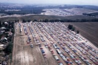Nem csak a pilótákon múlik – 1400 tonnányi felszerelés érkezett a Hungaroringre 9