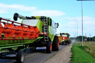 Ezt a hatalmas járművet jogsi nélkül is lehet vezetni Magyarországon 1