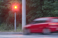 Rendhagyó traffipaxfotó készült Oroszországban: egy kutya döngetett 187-tel 1