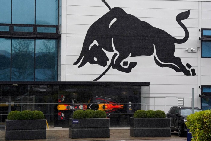 F1: Úgy rúgták ki Hornert, mintha embert ölt volna