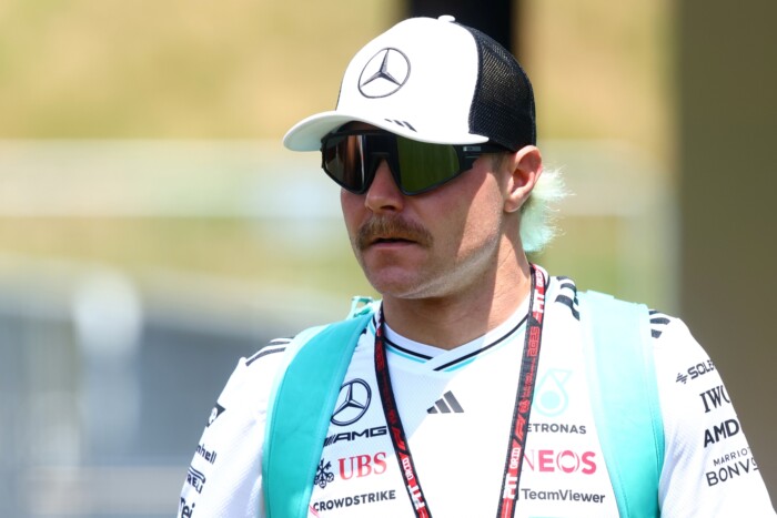 F1: Beleállt a csapatába a futamgyőztes pilóta 2 | Vezess F1: Beleállt a csapatába a futamgyőztes pilóta 2