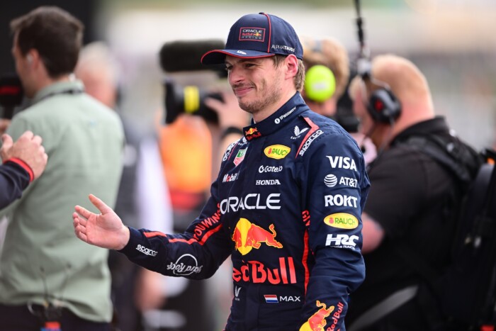 F1: A Mercedestől kapott segítő kezet Verstappen
