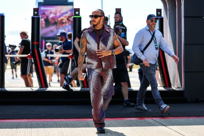 F1: Ezért kapott össze Hamilton a Ferrarival