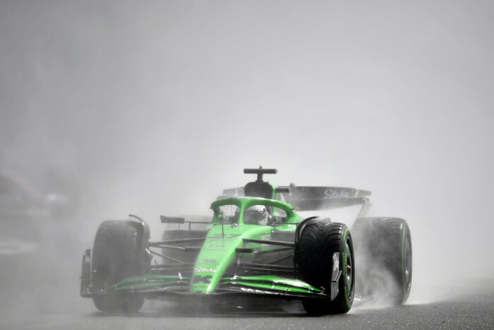 F1: Kaotikus esőfutam, mesés dobogó Silverstone-ban 9