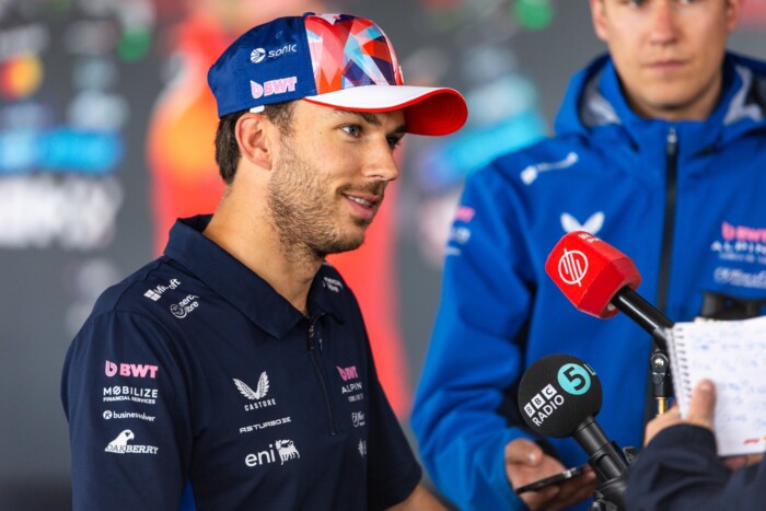 F1: Beleállt a csapatába a futamgyőztes pilóta 3 | Vezess F1: Beleállt a csapatába a futamgyőztes pilóta 3