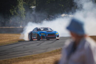 Őrült elektromos gép lett a híres angol futam új királya 1