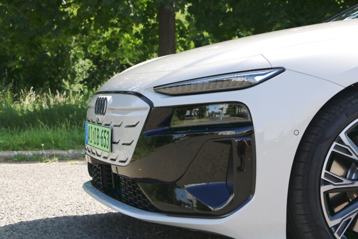 40 millió felett ezt tudja egy elektromos Audi 16