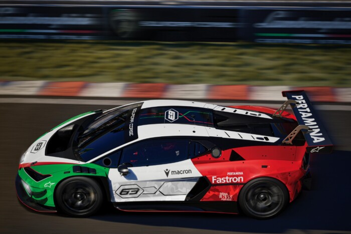 Versenyautó készül a hibrid Lamborghiniből 9