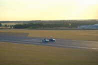 Már a 150 km/óra is brutális ettől a Lexustól 7 Már a 150 km/óra is brutális ettől a Lexustól 7