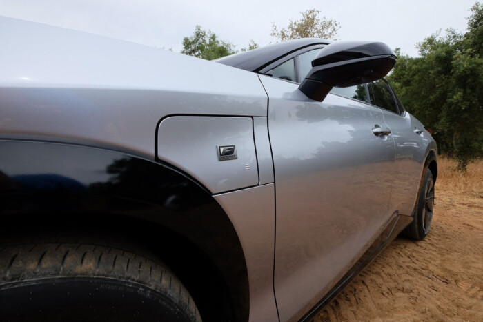 Vagy rajongsz majd ezért a kormányért, vagy utálod 14