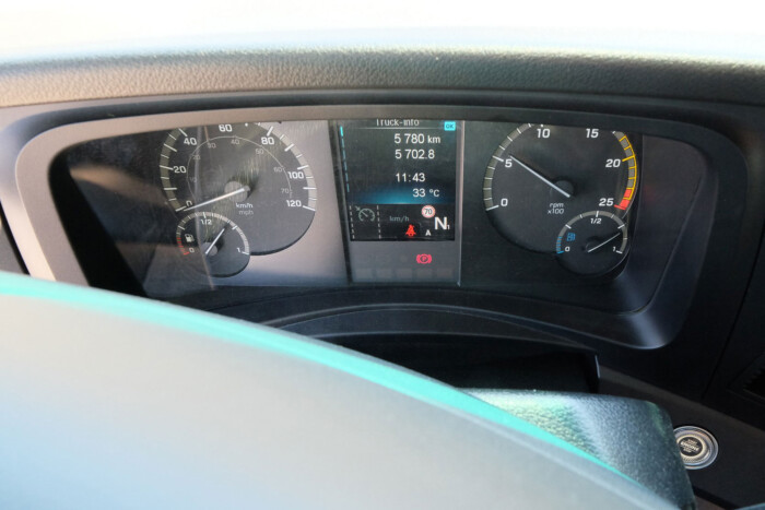 Gyerekkori álomautókat kapott Győr, megnéztük 8 | Vezess Gyerekkori álomautókat kapott Győr, megnéztük 8