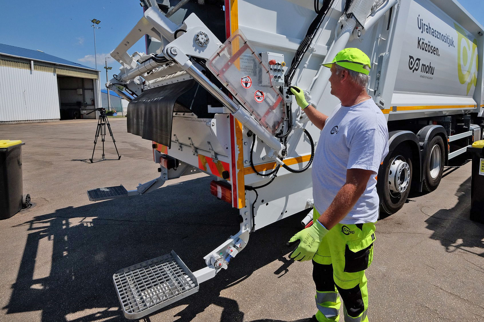 mercedes-actros-kukasauto-gyor-2025-17 | Vezess | Vezess