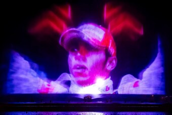 Látványos fényjáték készült a Magyar Nagydíjra, itt látható