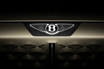 Új logóval kell ismerkedniük a gazdagoknak