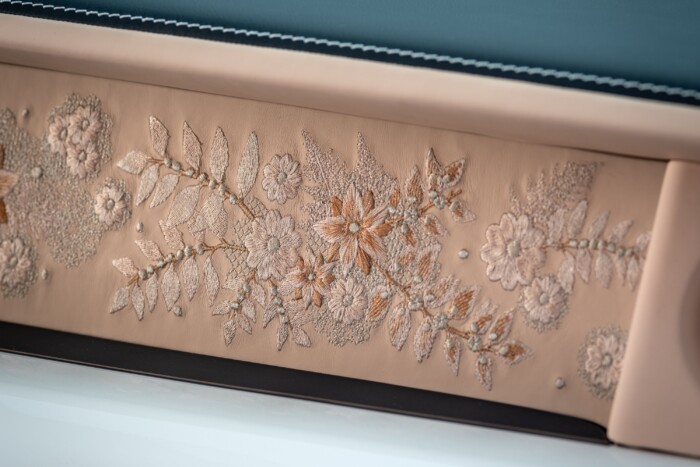 Kicsipkézték a luxusautót, ajándékba megy apunak 6 | Vezess Kicsipkézték a luxusautót, ajándékba megy apunak 6