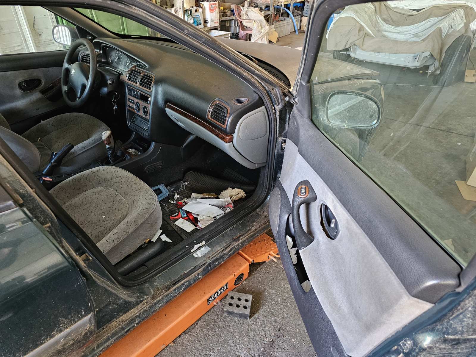 peugeot-406-felujitas-7 | Vezess | Vezess