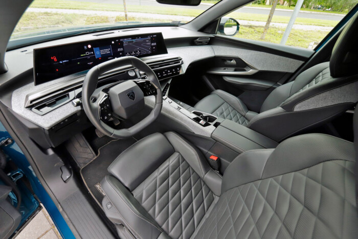 20 millió egy villanyautóért? A Peugeot ezt nyújtja ennyiért 13