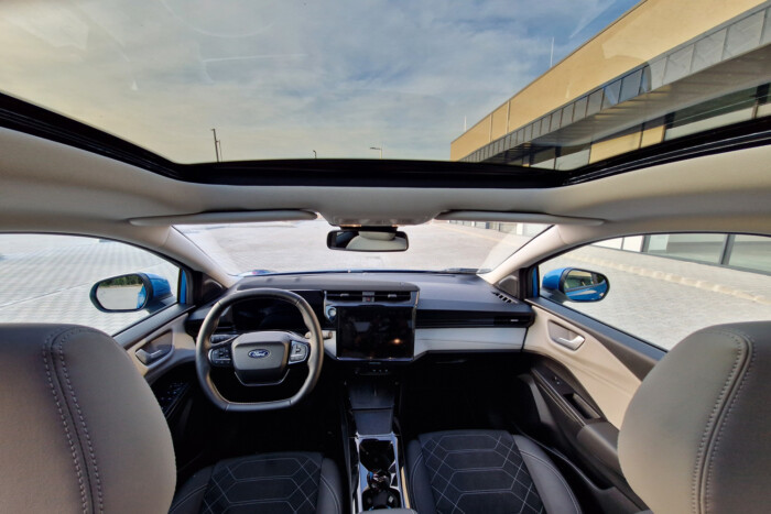 A józan ész elektromos autója? 22