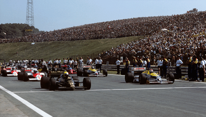 F1: Túl későn húzta fel sliccét a világbajnok 10 | Vezess F1: Túl későn húzta fel sliccét a világbajnok 10