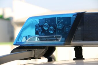 Autós üldözés közben ütköztek álló autónak a pesti rendőrök