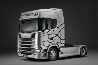 Időutazásra hív ez a limitált szériás vontató