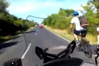 Veszélyes bűnözőt fogtak a rendőrök egy sorompónál 1