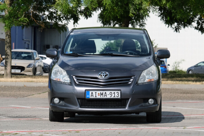 Van jó családi autó 2,5 millió Ft alatt 14