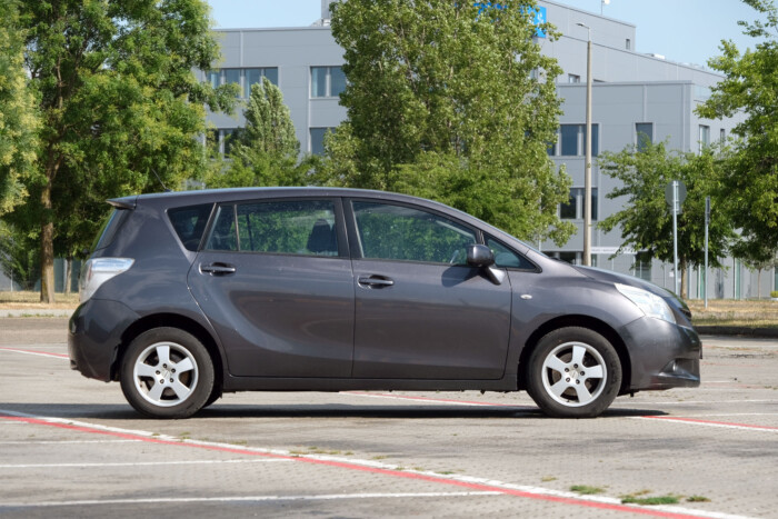 Van jó családi autó 2,5 millió Ft alatt 22