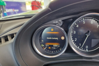 Ezen a határon nem engednek át üres tankkal