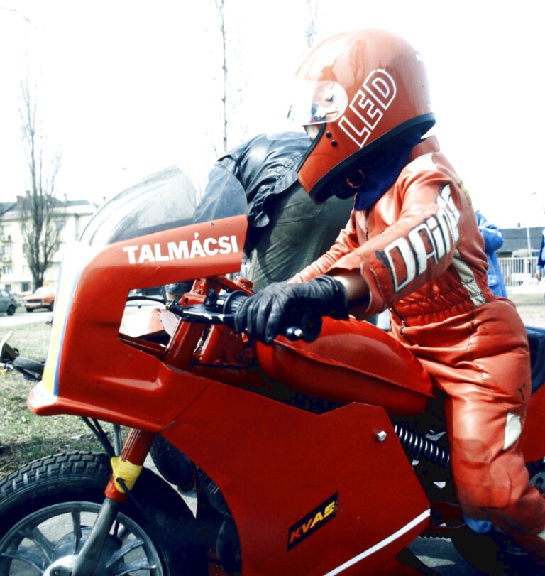 A XX. század magyar hősei két keréken érték el a lehetetlent 9