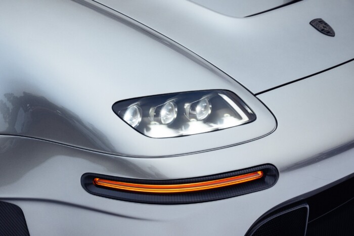 1000 lóerőt ad kézi váltóval ez a régi-új Porsche 12