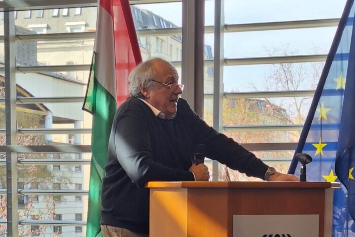 Tűz, eső, hollywoodi forgatás: így zajlik egy Forma–1-es hétvége belülről 1