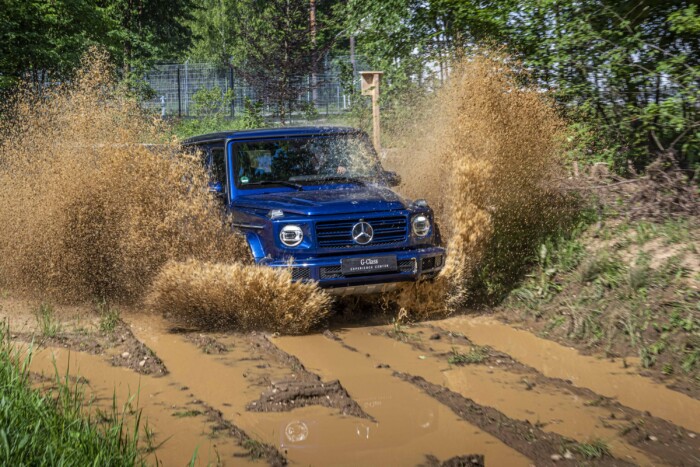 Már 600 ezernél jár a G-osztály 6