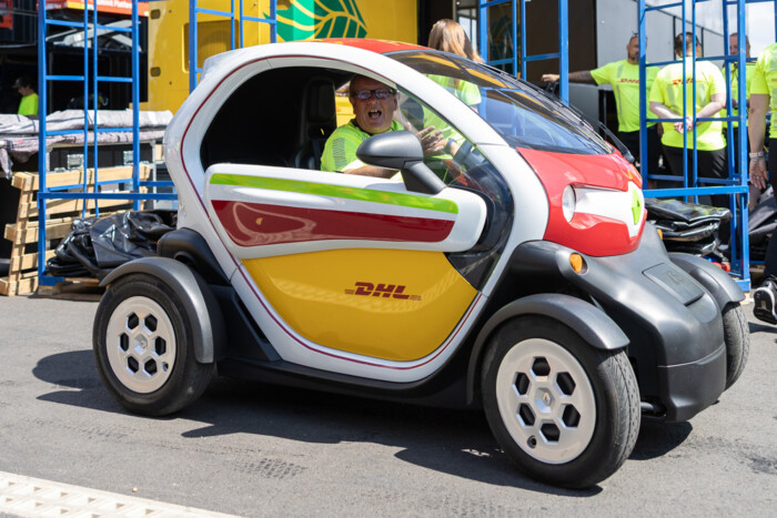 Nem csak a pilótákon múlik – 1400 tonnányi felszerelés érkezett a Hungaroringre 10