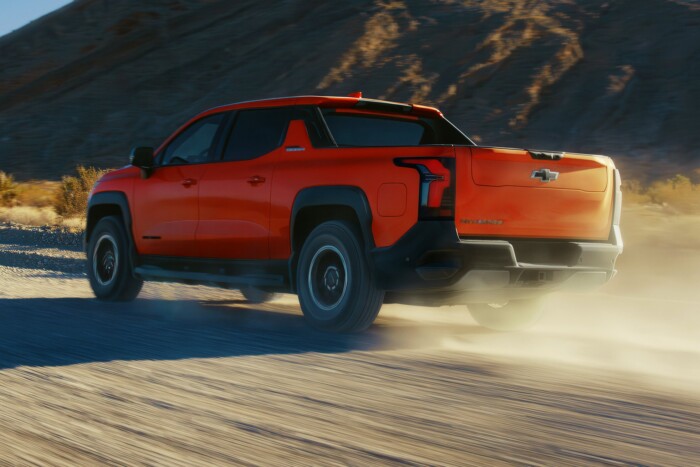 Új villanyautós világcsúcs: 1600 km egy feltöltéssel