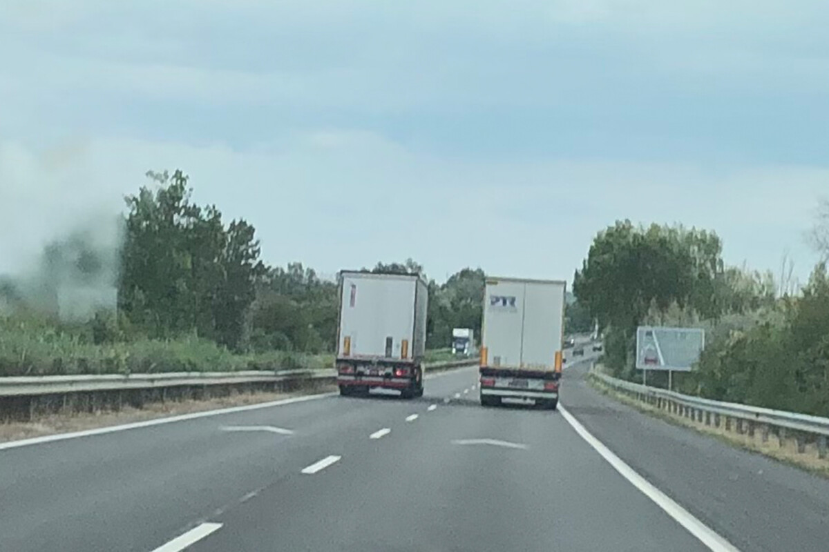 Itt van tíz íratlan szabály, amivel a kamionosok kiakasztják az autósokat