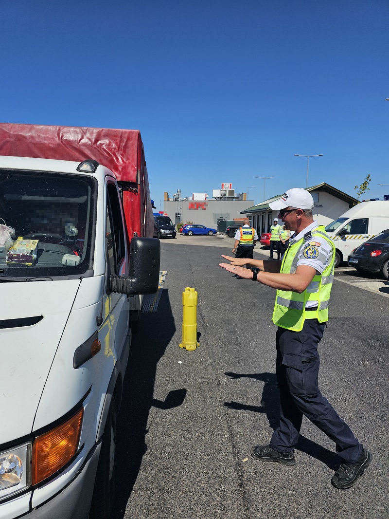 ati_1108 | Vezess | Vezess